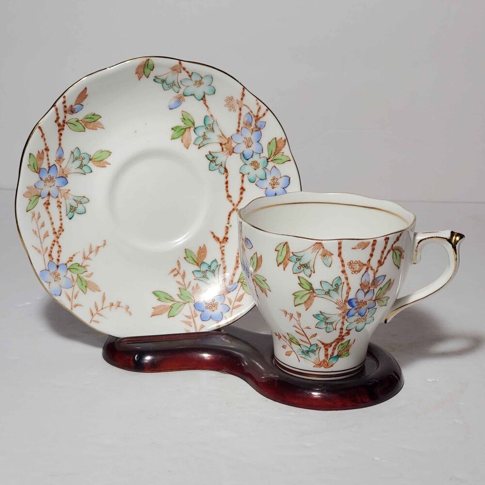 Roslyn Teacup and Saucer Blue Picta Flowers Vintage